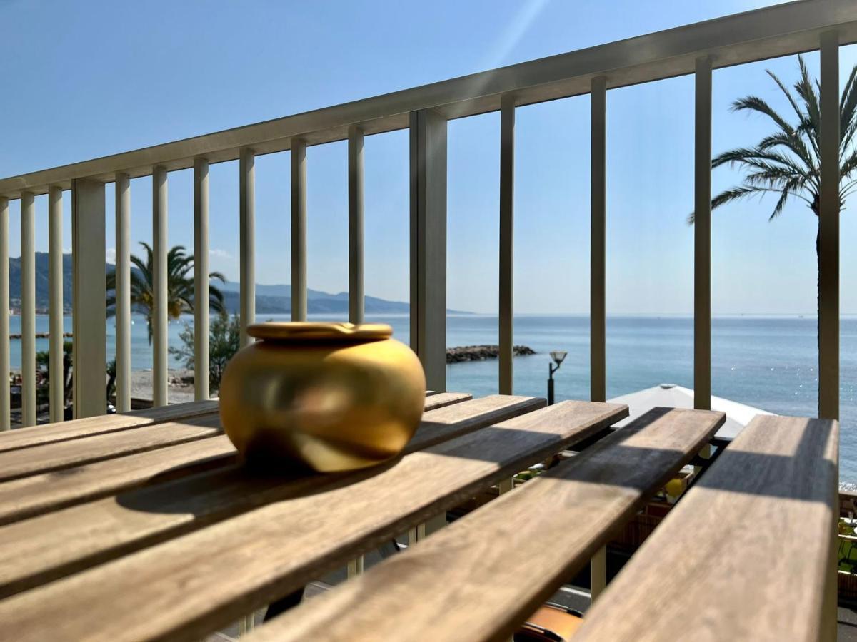 Les Rives D Or Roquebrune Cap Martin Apartamento Exterior foto